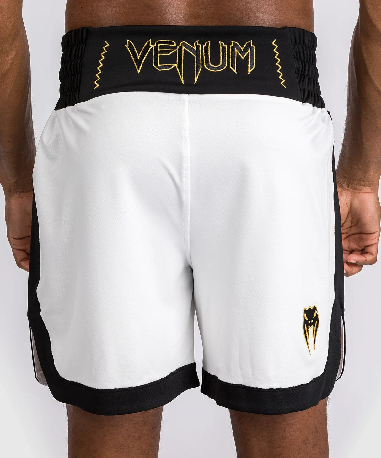 Venum Classic Boxing Shorts - white/black, VENUM-05167-210