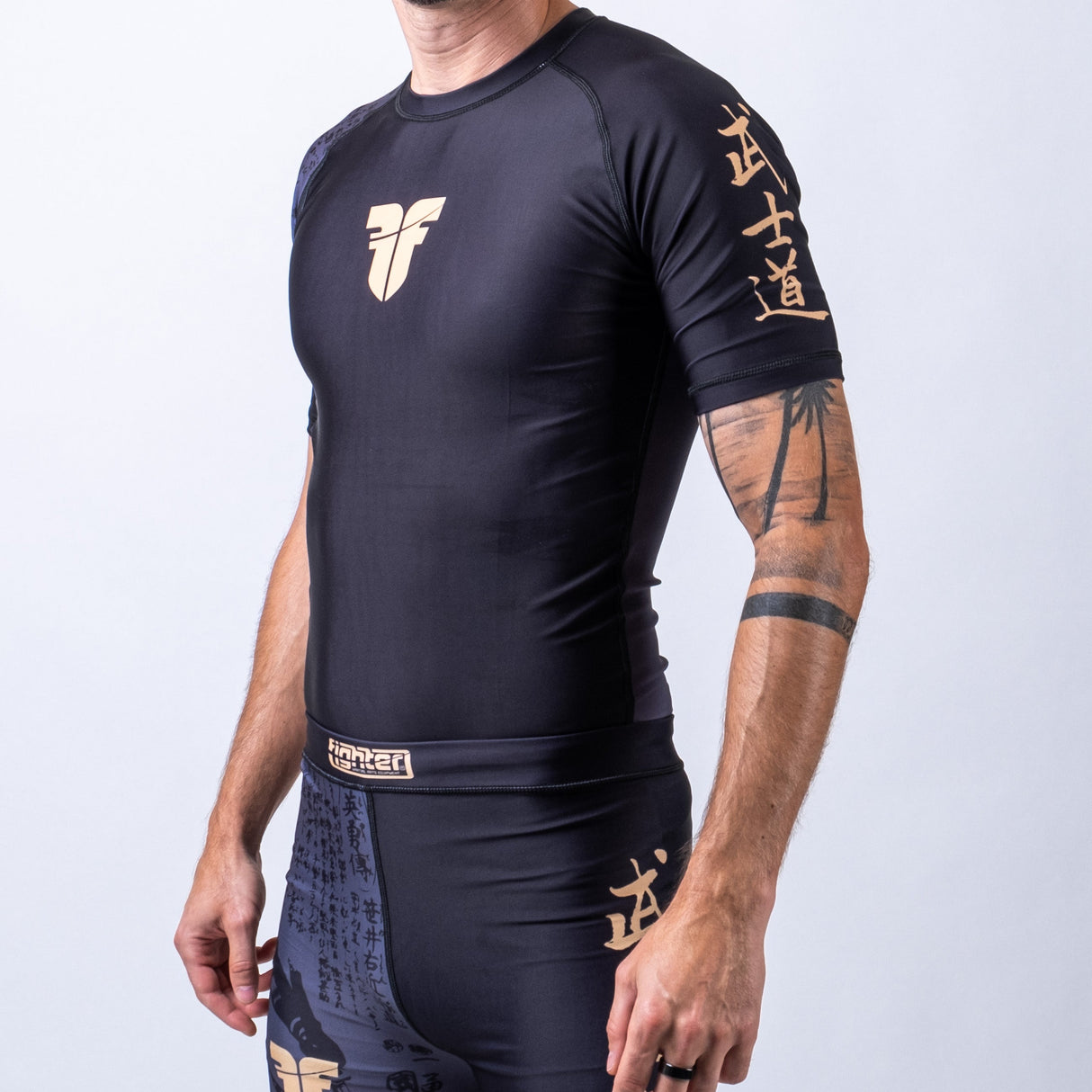 Fighter Rashguard Samurai with Short Sleeves - black/gold, FRSG-SAM-01-SS