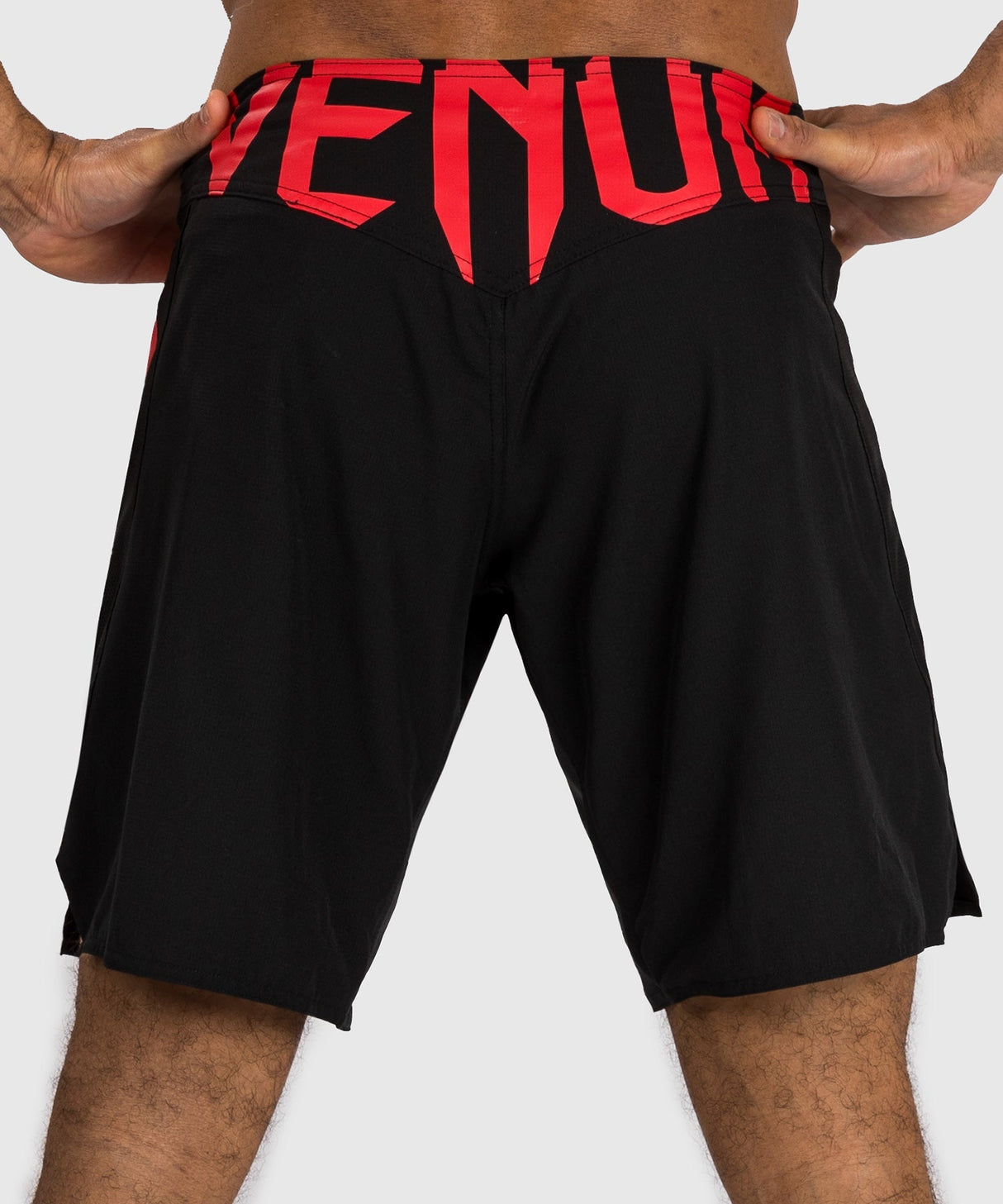 Venum Light 5.0 MMA Shorts - black/gold, VENUM-05103-100