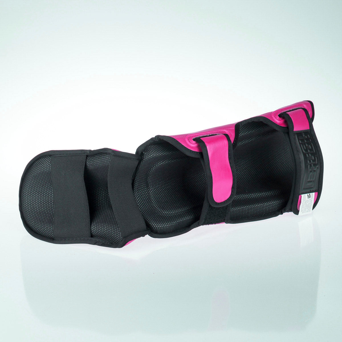 Fighter Shinguards Thai Ergo - neon pink/black, FSG-004NPB