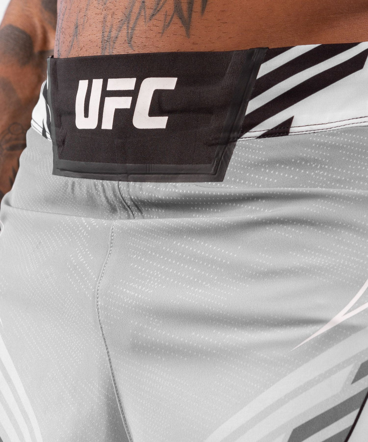 Venum MMA Shorts UFC Authentic Fight Night - weiß